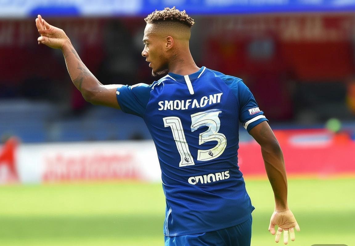 水晶宫瞄准拜仁慕尼黑右后卫博伊，转会费1300万镑能否补强关键一环？